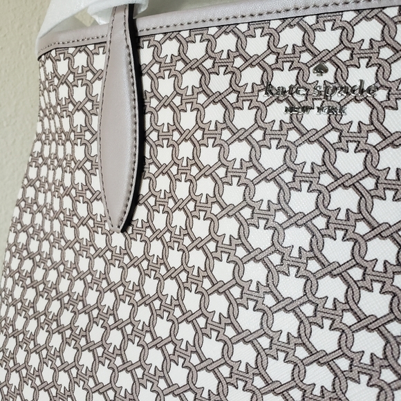 ❗SOLD❗💕Kate Spade "Spade Link" Tote - Picture 15 of 15